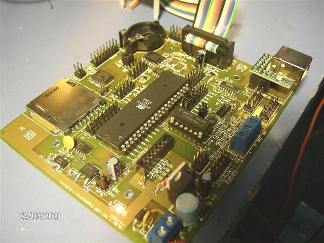 CL2bm1/AVR board hardware development finished 03/2010
